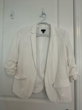 Ann Taylor White Open-Front Blazer with Rolled Sleeves